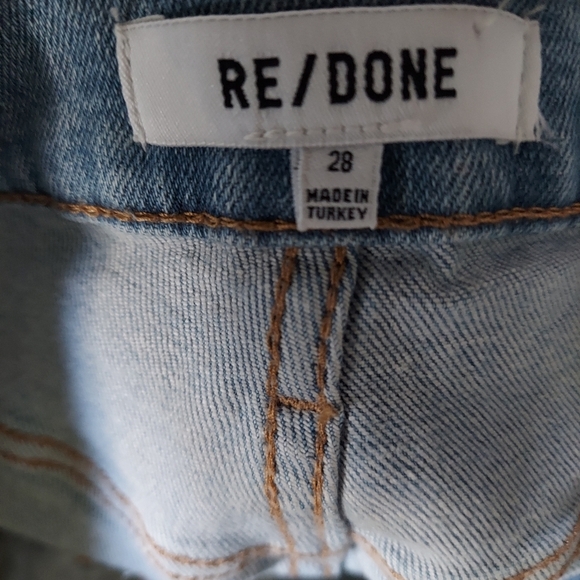 NWT Re/Done 90s High Rise Distressed Ankle Jeans - Picture 13 of 14